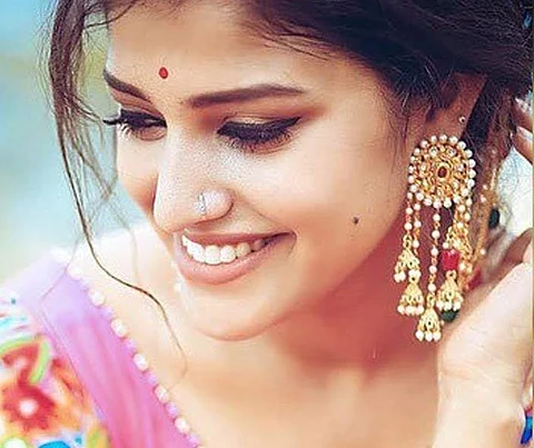 I want to fit into and do all kind of roles: Shreya Anchan
