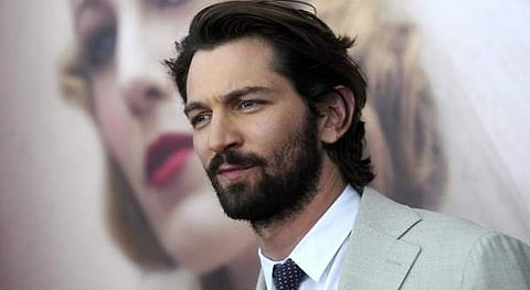 Michiel Huisman to star in Kaley Cuoco’s HBO series The Flight Attendant