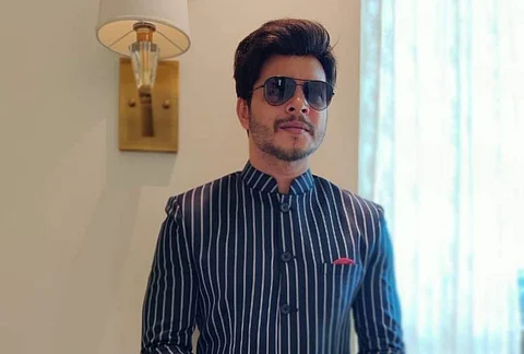 MG Srinivas to star in, direct romcom titled Old Monk