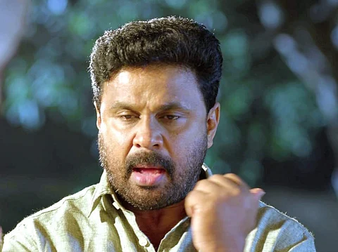 kodathi-samaksham-balan-review