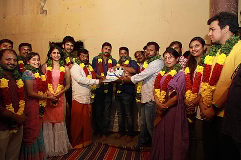 Hansika, Aadhi to star in sci-fi comedy