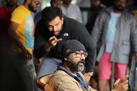 Every director should be hands-on like Prithviraj: Sujith Vaassudev