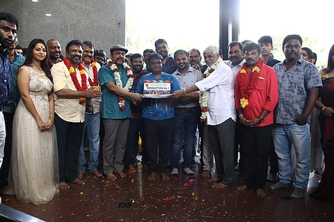 Choreographer Dinesh's next Nayae Peyae