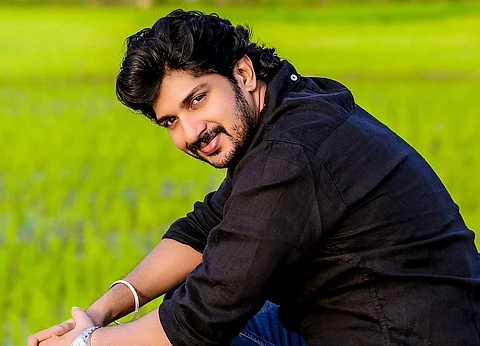 Arya is back with Onti