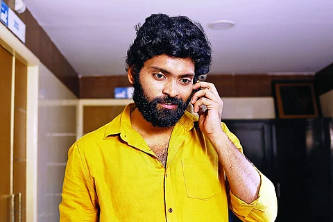 I rehearsed more than 2 weeks to be stone-faced in 8 Thottakkal: Vetri 