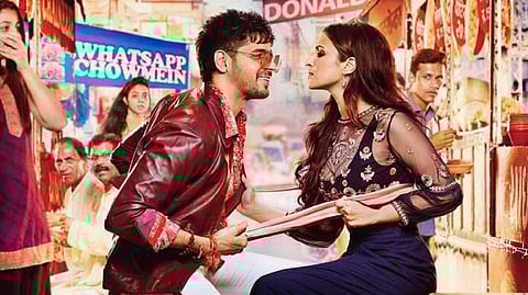 Sidharth Malhotra kidnaps grooms and romances Parineeti Chopra in Jabariya Jodi trailer