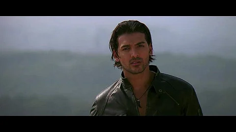 Before Kabir Singh, there was Kabir, the ultimate super-villain from the 2000s, adding mild toxicity into the city's pollution levels with his smoky Hayabusa. Talk about universally-loved antiheroes.