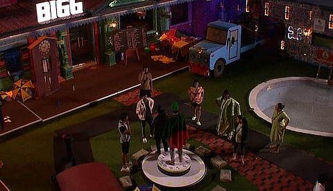 Another day without fights in the BB Tamil House. The Manigoondu task continues...