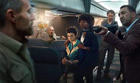 Into the Night Season 1 Review: An adrenaline-pumping ride from start to finish
