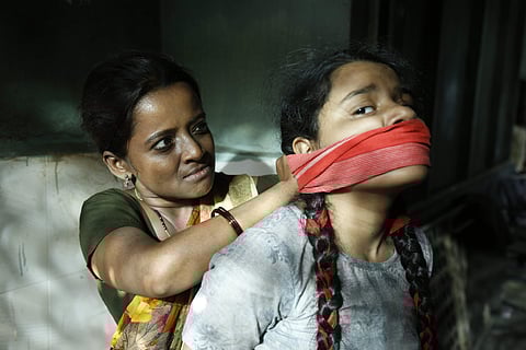 Flesh Web Series Review: Solid thriller with an overdose of gratuitous violence