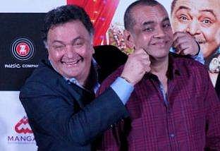 Rishi Kapoor’s final film Sharmaji Namkeen to release in theatres, Paresh Rawal to complete the shoot 
