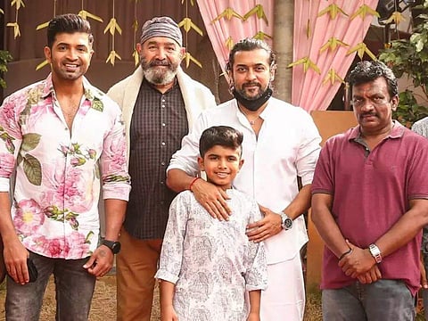Arun Vijay joins the sets of his son's debut film