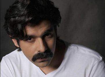 Surya Sharma to star in Sriram Dalton’s next Surya Sharma to star in Sriram Dalton’s next 