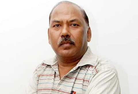 Tollywood lyricist and dialogue writer Vennelakanti passed away