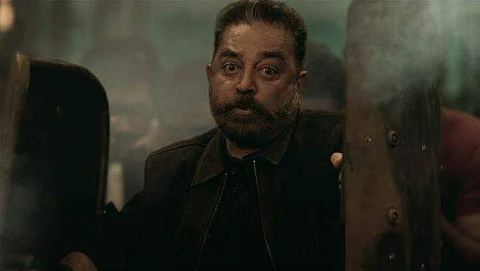 Vikram-First Glance is here! Kamal Haasan returns to action in style! 
