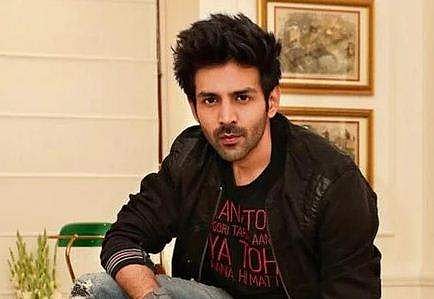 A still of Kartik Aaryan
