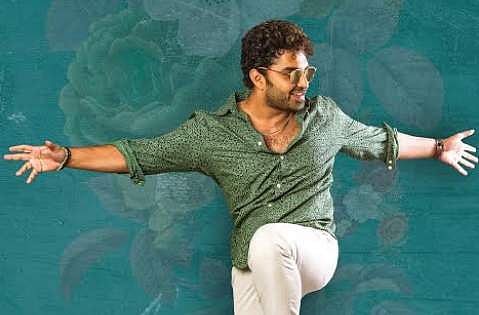 Paagal first-look poster
