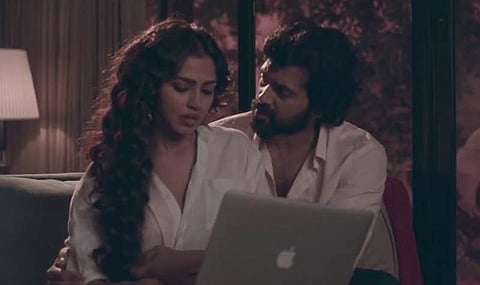 Kamal Haasan and Rani Mukerji in Hey Ram