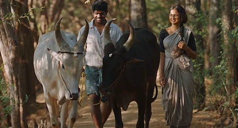 Raame Aandalum Raavane Aandalum Movie Review: A patchy satire marred by simplistic writing