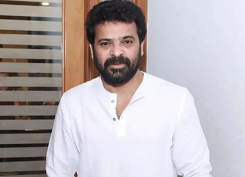 Suresh Kamatchi to present Ameer's Uyir Thamizhukku 