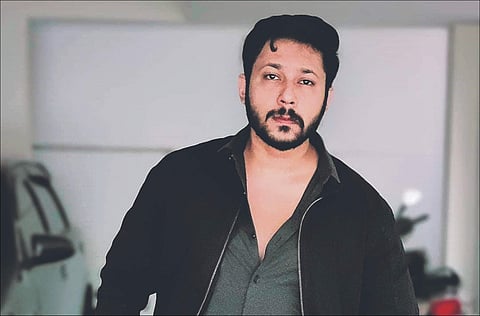 Abhishek Shetty to direct and star in Araam Aravind Swamy