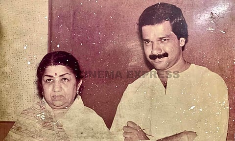 Suresh Krissna with Lata Mangeshkar