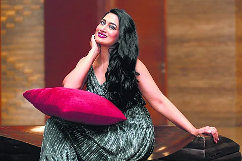 Shwetha Srivatsav to play the lead in Devika’s Chikkiya Mukutti