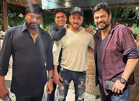 Salman Khan parties with Chiranjeevi and Venkatesh in Hyderabad, see pic 