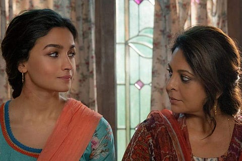 Darlings Movie Review: Alia Bhatt lights up this dark comedy