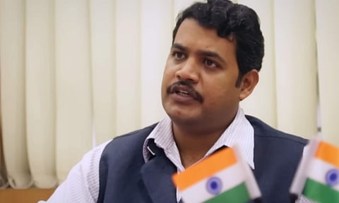 Nitin Gadkari unveils the trailer of his biopic