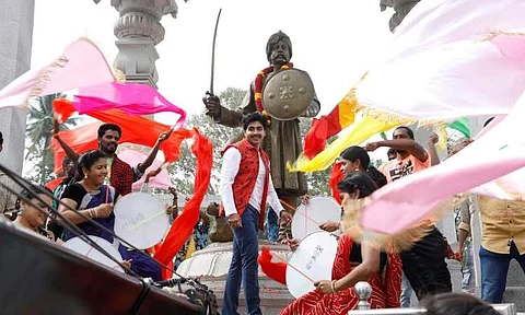 Kiran Narayanan: Sneharshi unfolds amidst the metropolitan life