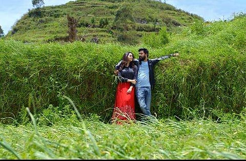 The first single from Bhavana and Sharafudheen's Ntikkakkakkoru Premandaarnnu out