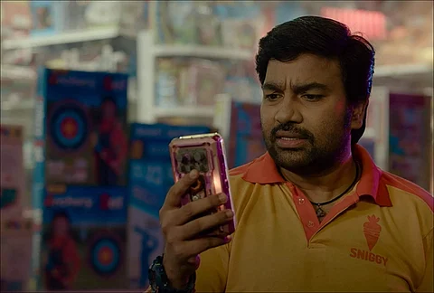 Single Shankarum Smartphone Simranum Movie Review: A middling film that needed better upgrades