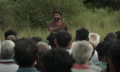 Teaser of Kazhuvethi Moorkkan out