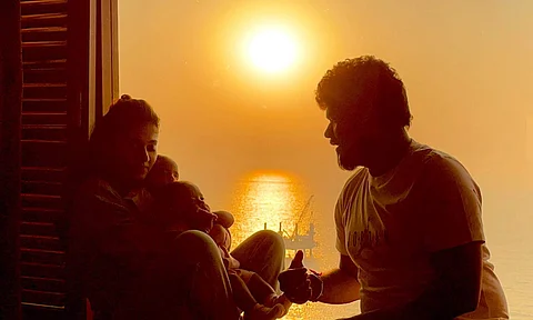 Vignesh Shivan posts photos of Nayanthara and their twin sons, Uyir and Ulag