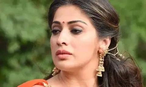 Raai Laxmi plays IPS officer in DNA