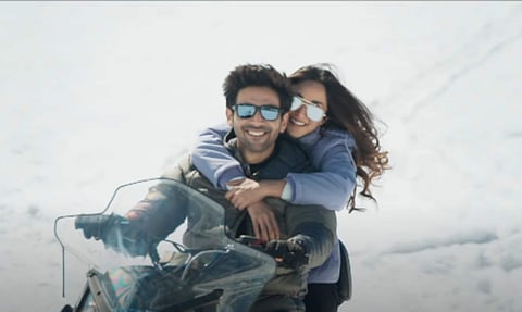 Naseeb Se song from Satyaprem Ki Katha out