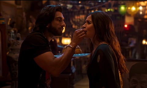 Ve Kamleya song from Rocky Aur Rani Kii Prem Kahaani out