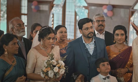 'Kadavulukku Korikkai' song from Devil out