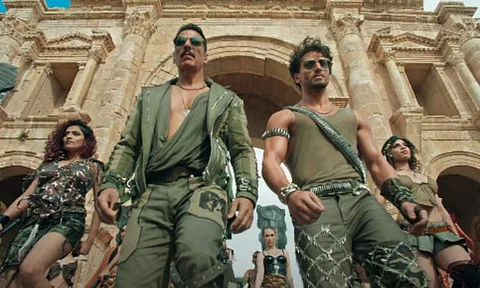 Bade Miyan Chote Miyan title track: Akshay Kumar, Tiger Shroff exuberate bromance