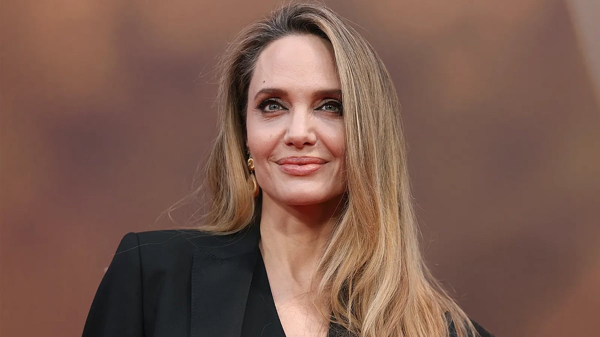 Angelina Jolie plans to leave Hollywood and move abroad?