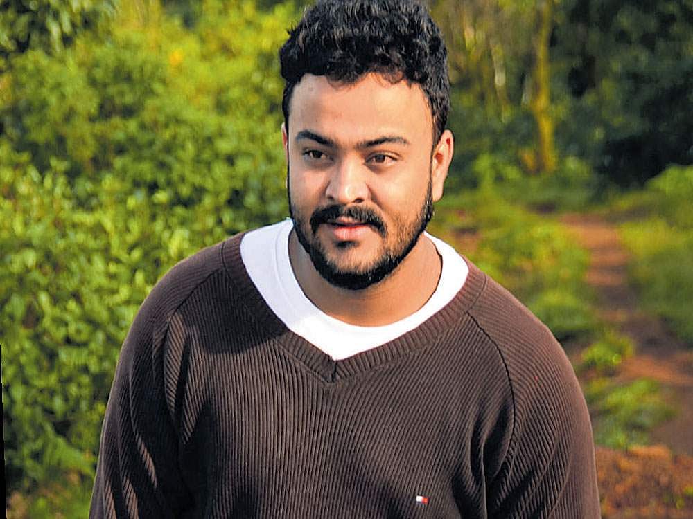 Ashwin Rao Actor 60 Photos - Moonagedaydream.film